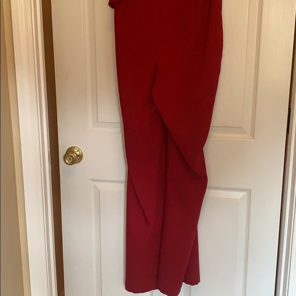 Gianni Bini jumpsuit very classy - Picture 5 of 6